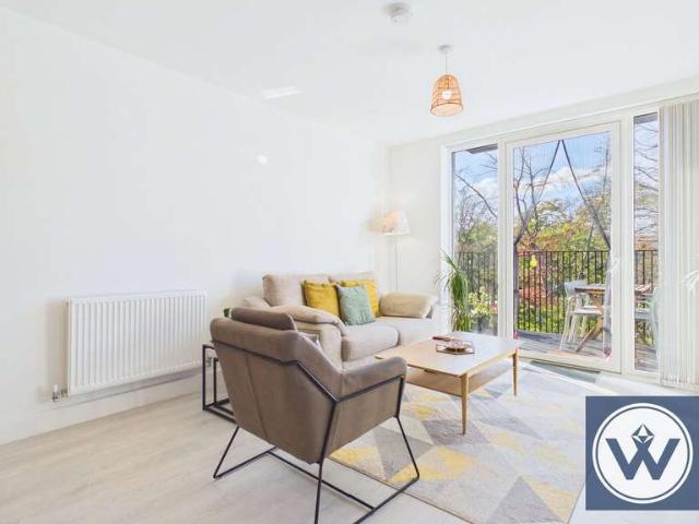 Apartment for sale in London Borough of Hillingdon, Greater London