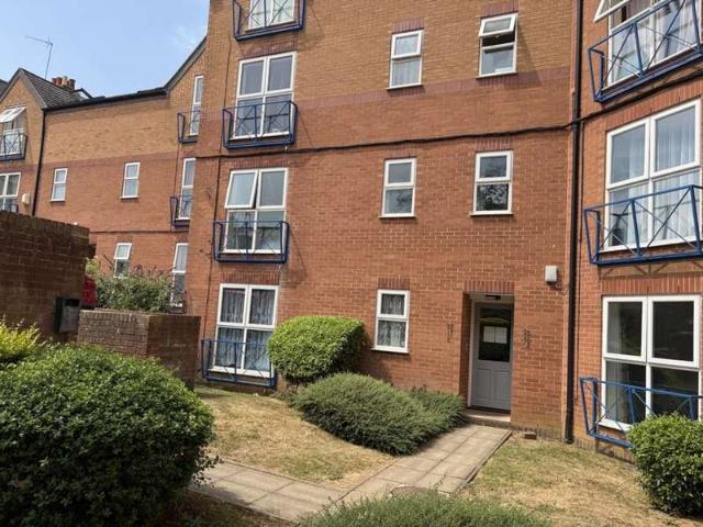 Apartment for sale in Evershot, Oxfordshire