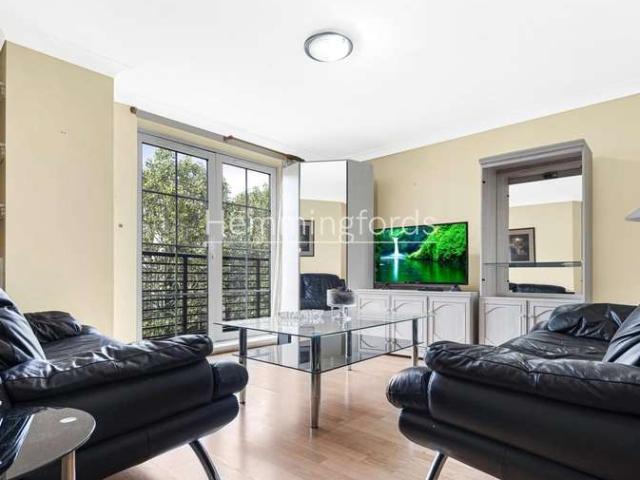 Apartment for sale in Finsbury, Greater London