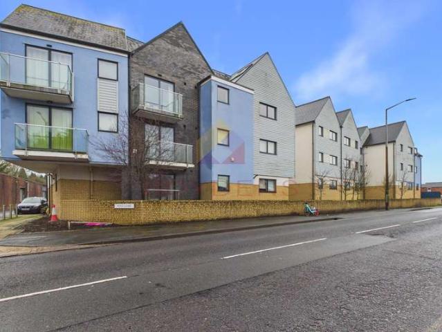 Apartment for sale in Fordham Heath, Essex