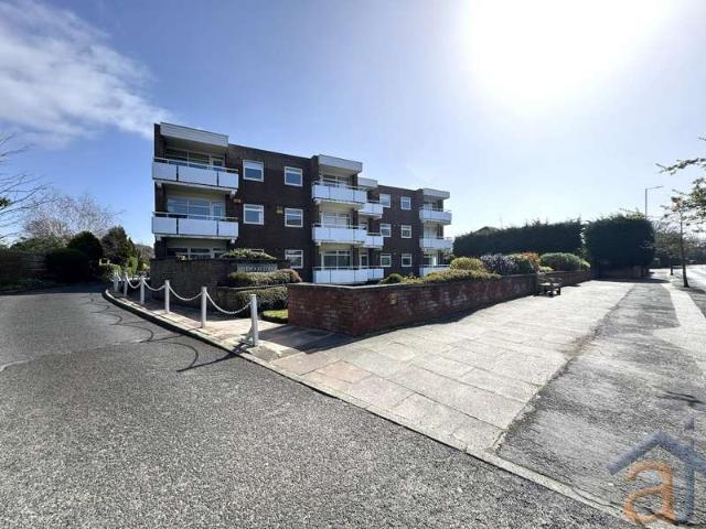 Apartment for sale in Southport, Sefton