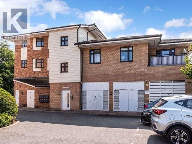 Apartment for sale in West Ewell, Ewell