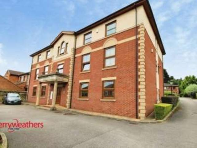 Apartment for sale in Swinton, South Yorkshire
