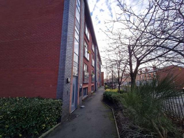 Apartment for sale in Hurst Cross, Greenheys