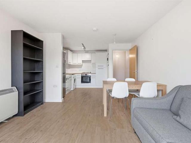 Apartment for sale in Homerton, Greater London
