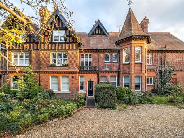Apartment for sale in Wokingham, Berkshire