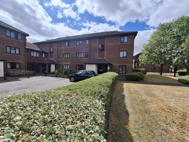 Apartment for sale in Berrick Salome, Oxfordshire