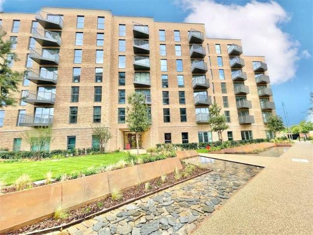 Apartment for sale in Slough