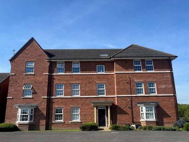 Apartment for sale in Swincliffe, Birkenshaw