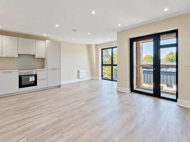 Apartment for sale in Cheshunt, Broxbourne