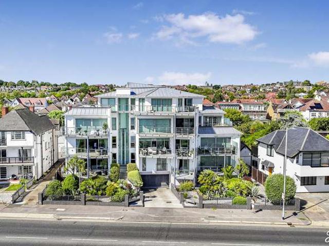 Apartment for sale in Alton Barnes, Essex
