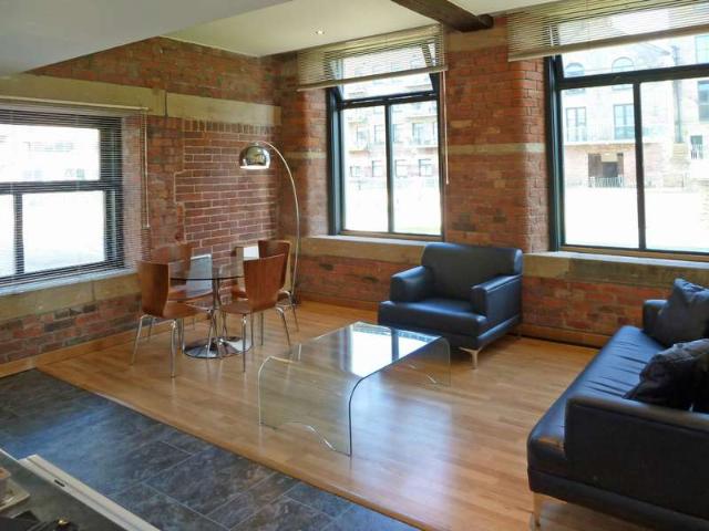 Apartment for sale in Baildon, West Yorkshire