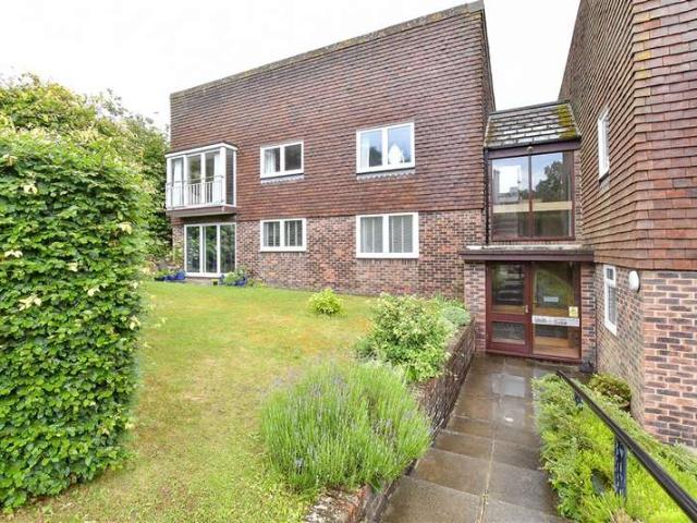 Apartment for sale in Hythe, Folkestone