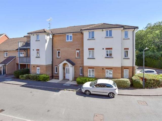 Apartment for sale in Midway, Kent