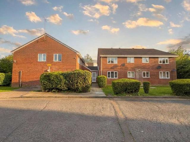 Apartment for sale in Grays, Essex