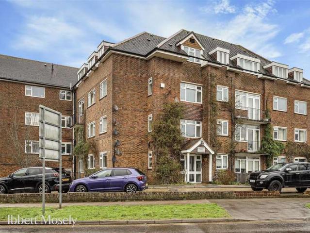 Apartment for sale in The Butts, Kent