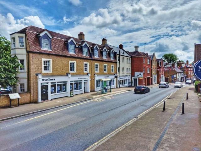 Apartment for sale in Ampthill, Bedfordshire