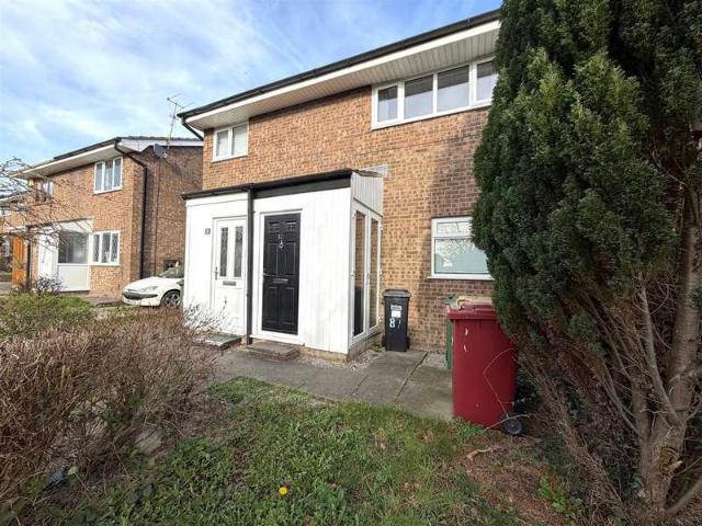 Apartment for sale in Daisy Hill, Lee Bank