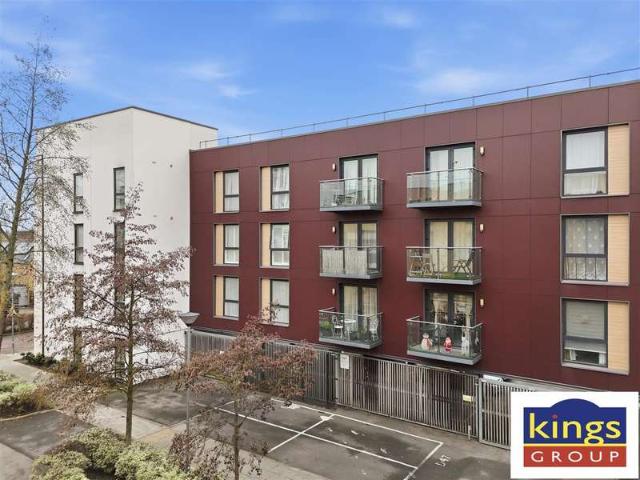 Apartment for sale in Greater London