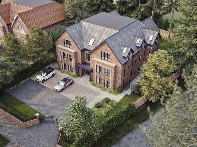Apartment for sale in Heswall, Wirral
