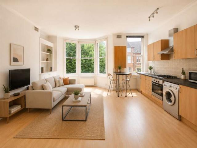 Apartment for sale in Kilburn, Greater London