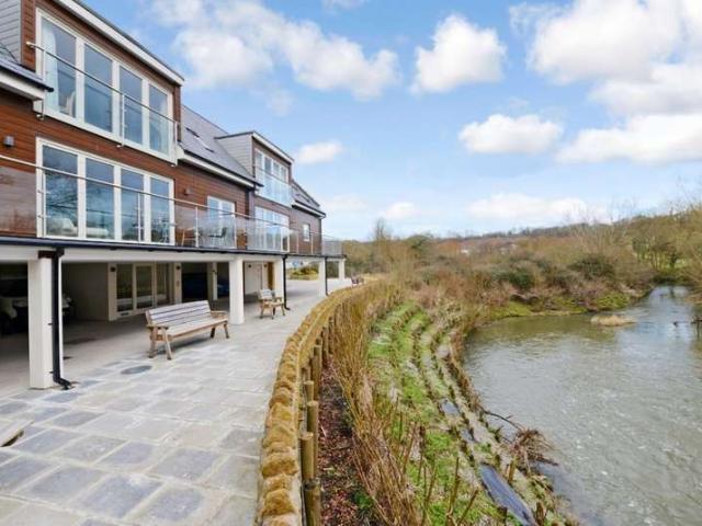 Apartment for sale in Yeovil, Somerset