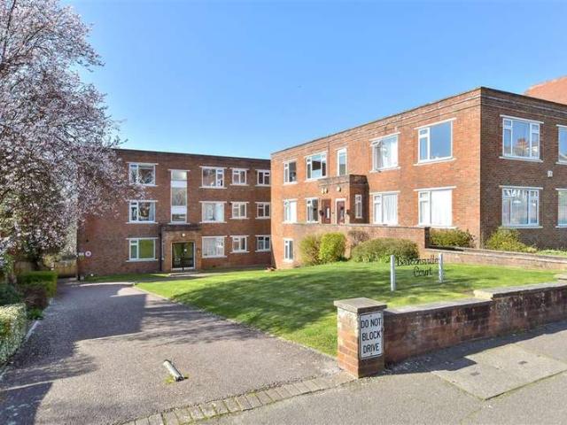 Apartment for sale in Round Hill, Brighton & Hove