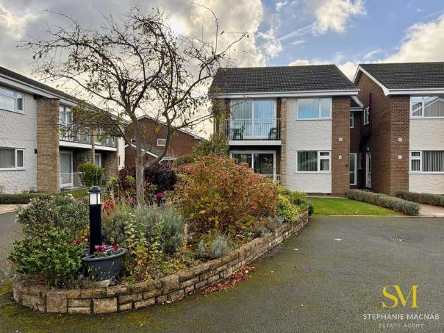 Apartment for sale in Little Altcar, Sefton