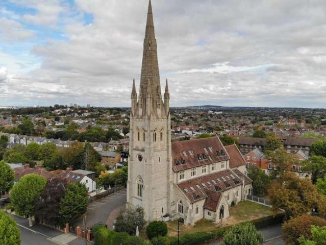 Apartment for sale in London Borough of Lewisham, Forest Hill