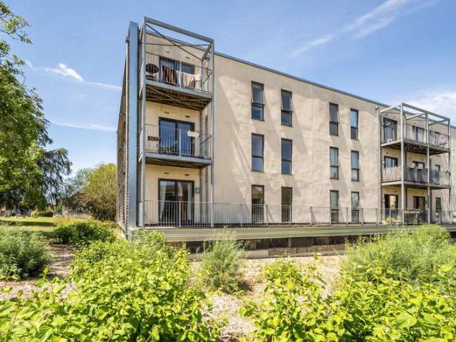 Apartment for sale in Street, Somerset