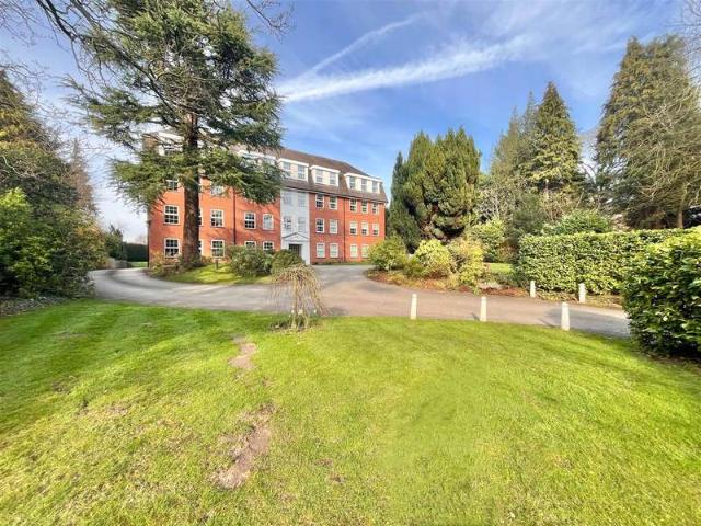Apartment for sale in Wilmslow Park, Wilmslow