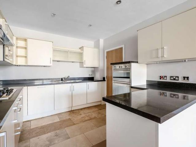 Apartment for sale in St James, Sandown Park