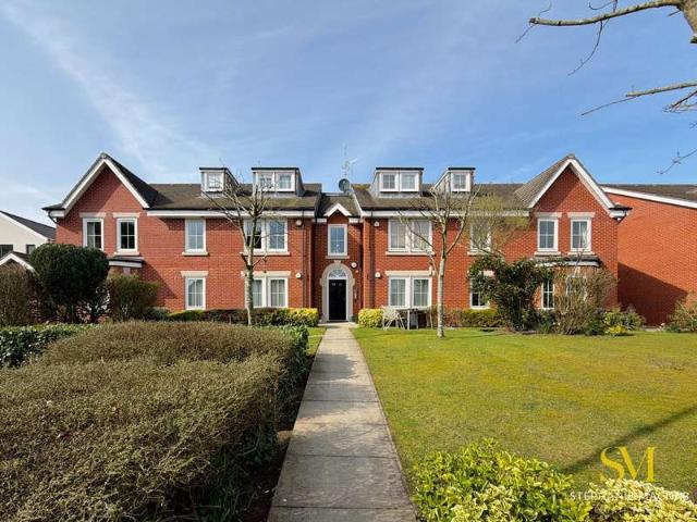 Apartment for sale in Ainsdale, Sefton