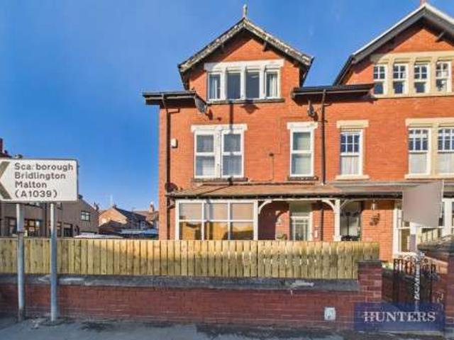 Apartment for sale in The Pastures, Filey