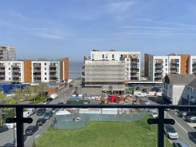 Apartment for sale in Port Marine, Portishead