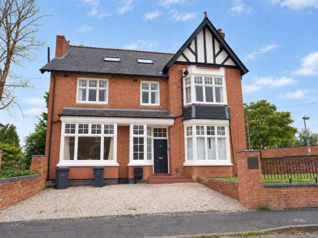 Apartment for sale in Harborne, West Midlands