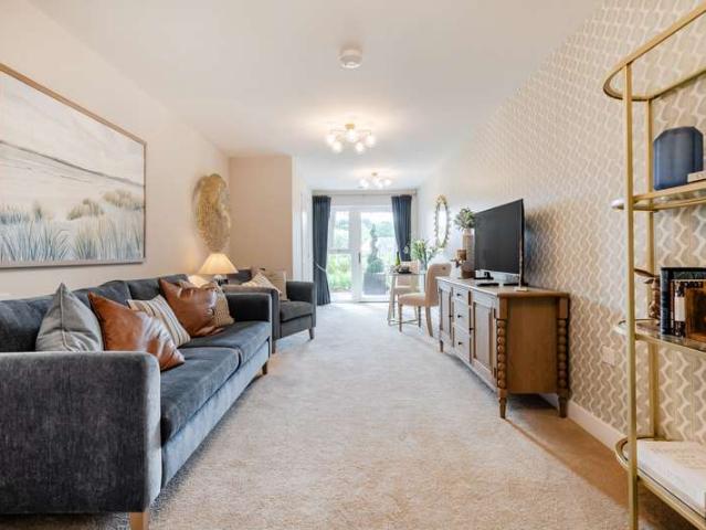 Apartment for sale in Chichester, Littlecote