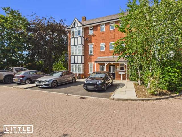 Apartment for sale in Knowsley
