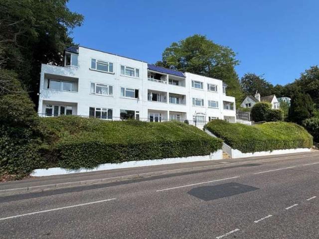 Apartment for sale in West Cliff, Bournemouth