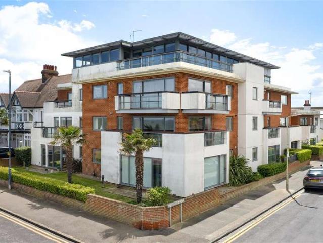 Apartment for sale in Kingsdown Park, The Bridge