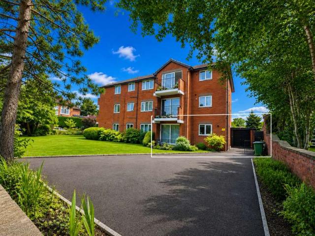Apartment for sale in Southport, Sefton