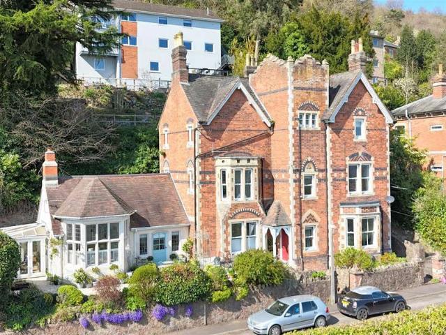 Apartment for sale in Wyche, Forthampton
