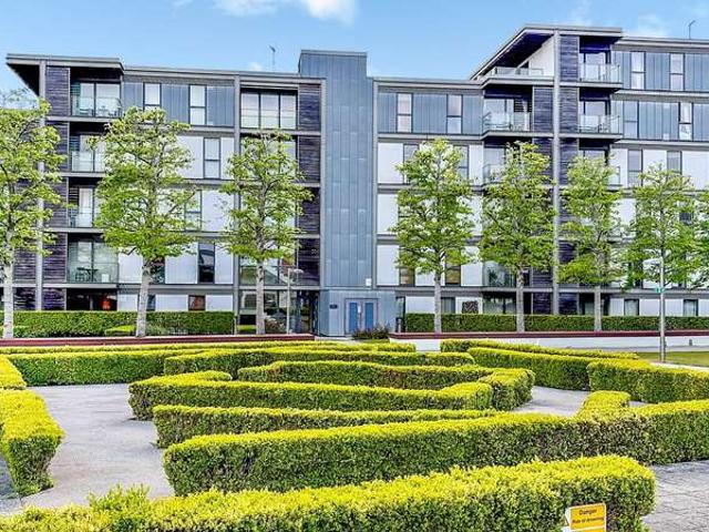 Apartment for sale in Milton Keynes