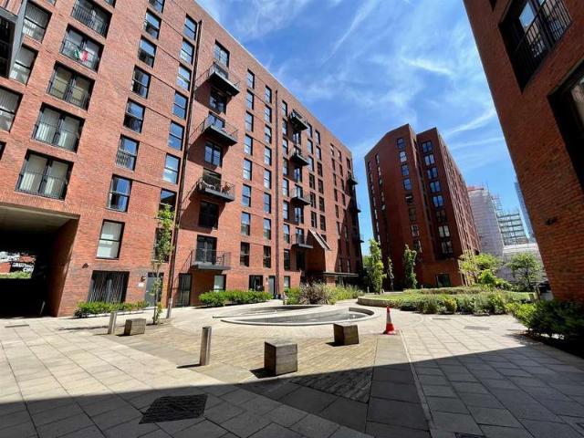 Apartment for sale in City Centre, Salford