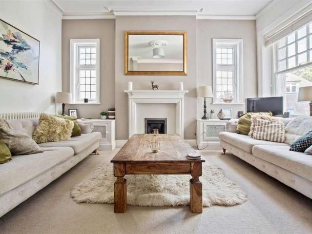 Apartment for sale in Bournemouth