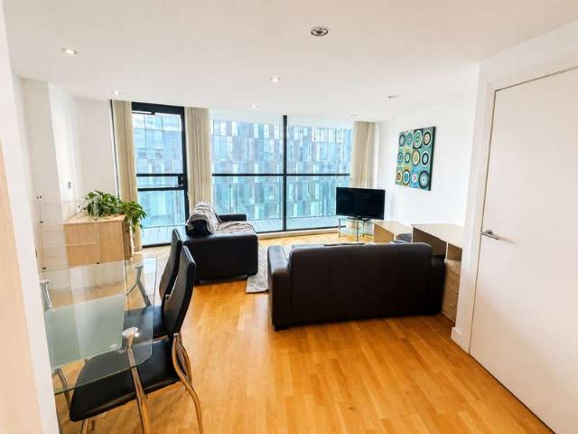 Apartment for sale in City Centre, Georgia