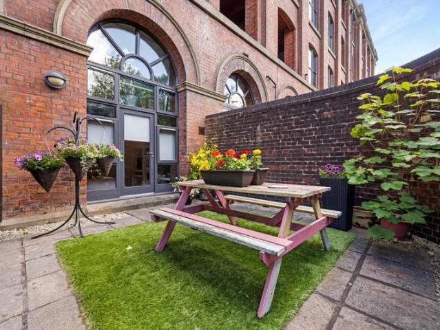 Apartment for sale in Bolton, Eagley