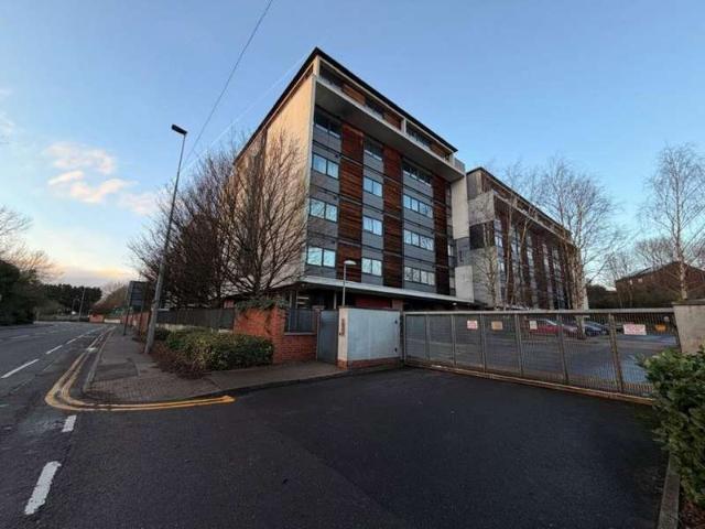 Apartment for sale in Salford Quays, Salford
