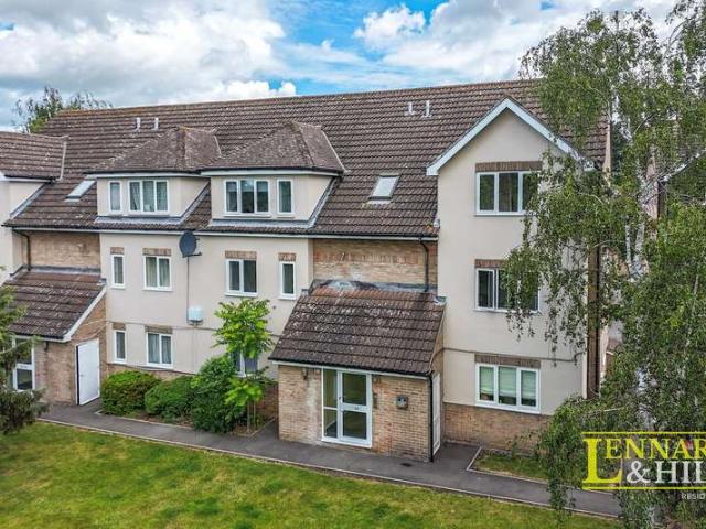Apartment for sale in Moulsham, Chelmsford
