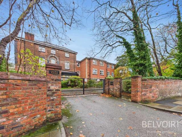 Apartment for sale in Calderstones